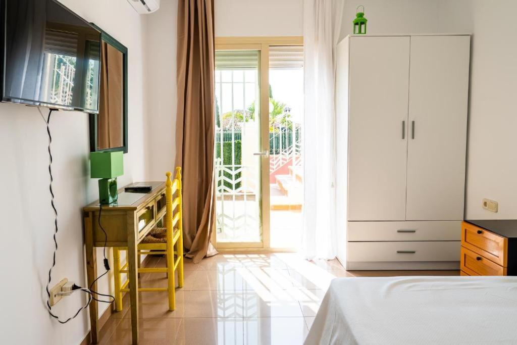 Casa Ole In Torre Del Mar Apartment Bagian luar foto
